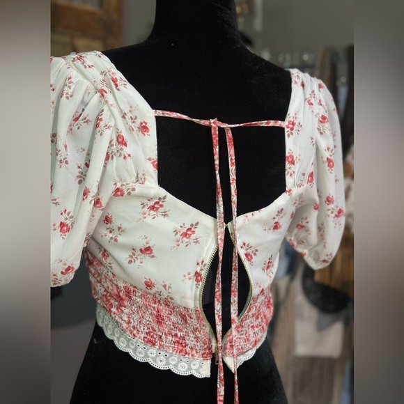 Altar’d State Floral Women's Top - Picture 3 of 4